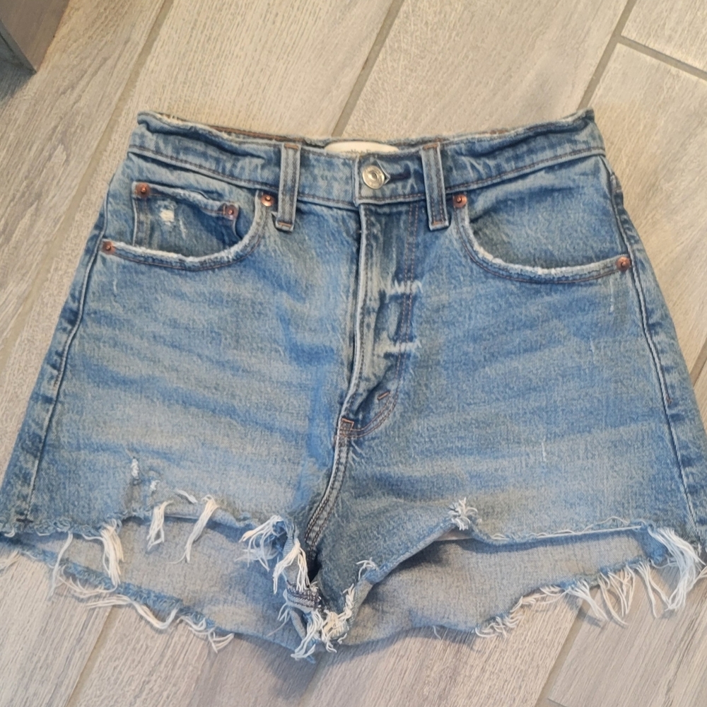 Abercrombie & Fitch curve love the 90s relaxed cutoff short high rise size 26/2